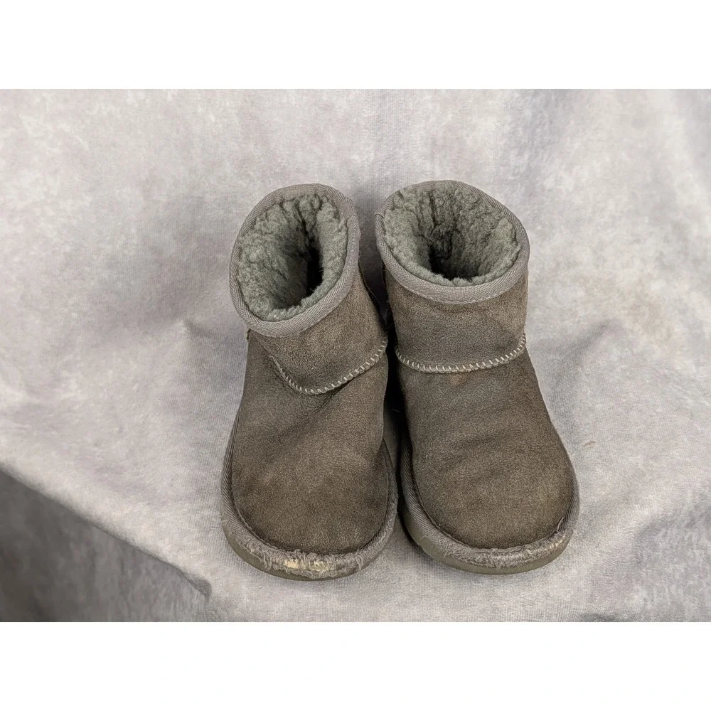 UGG Kids Classic‎ Mini II Charcoal Grey Suede Boots 1017715K Size 13 Kids